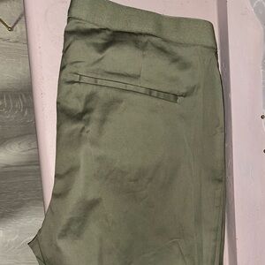 H&M Olive Green Women's Straight Leg Pants